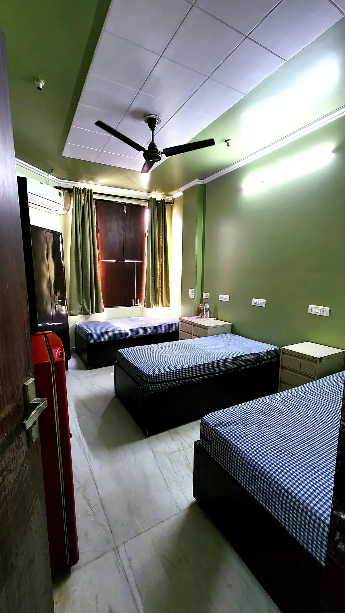 Shared room at PG for Girls in Rohini