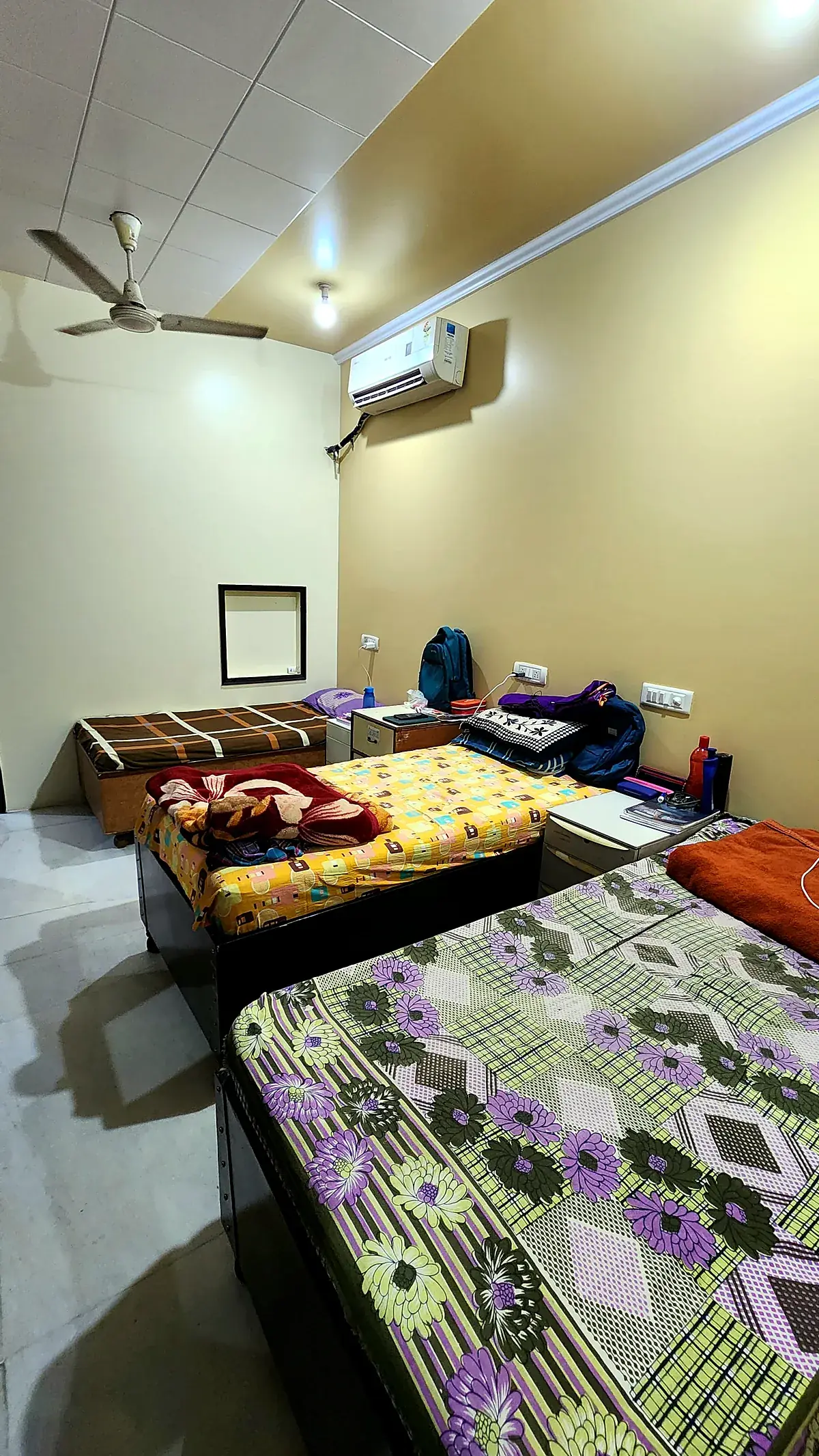 Triple sharing room at PG for Girls in Rohini